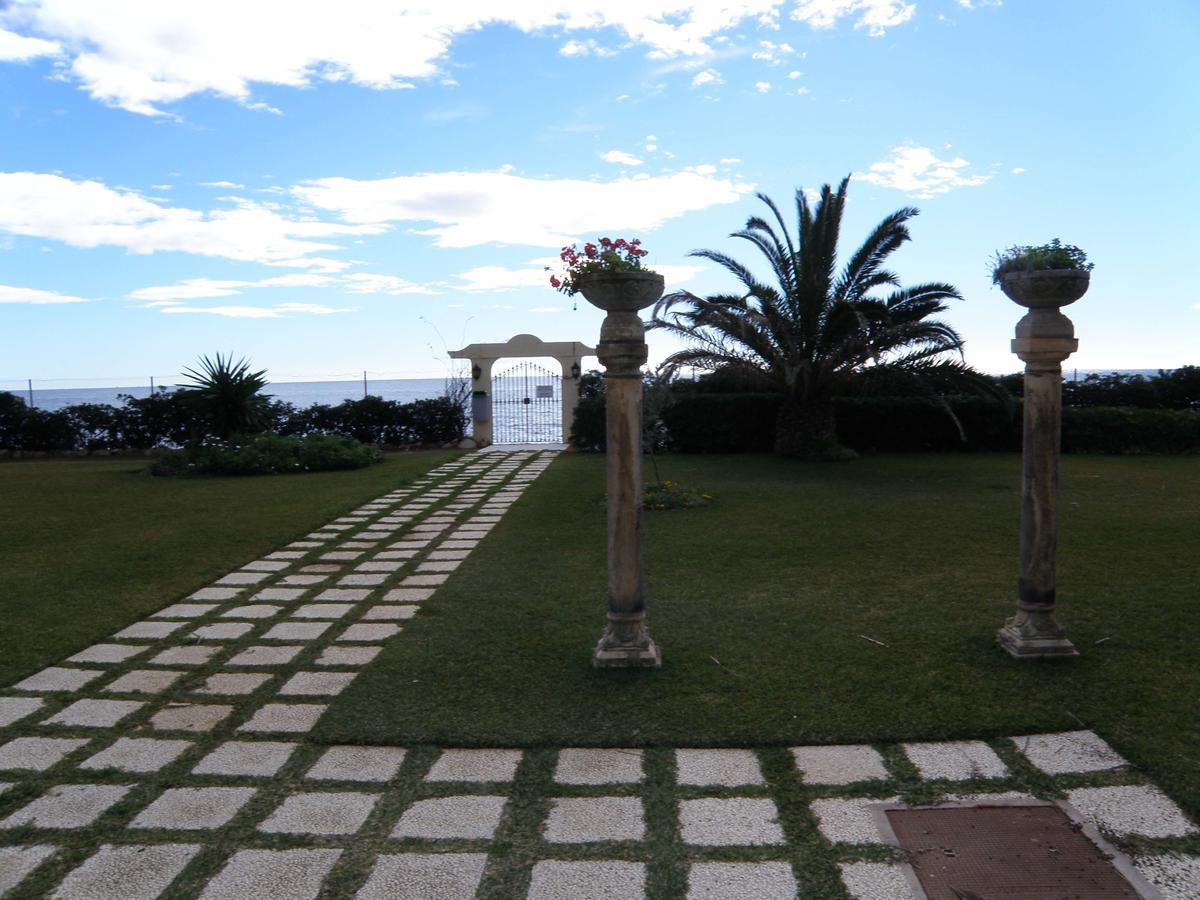 Apartamento En La Playa Appartamento Mijas Costa Esterno foto